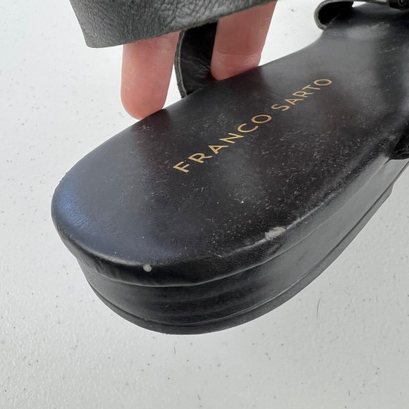 Franco Sarto Strappy Sandals Womens 10M Black‎ Leather Flat Heel Buckle Vacation - Picture 7 of 16